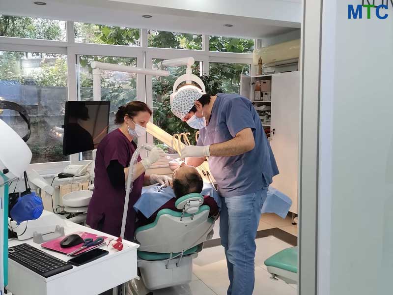 Uzmanlar Dental Clinic, Istanbul