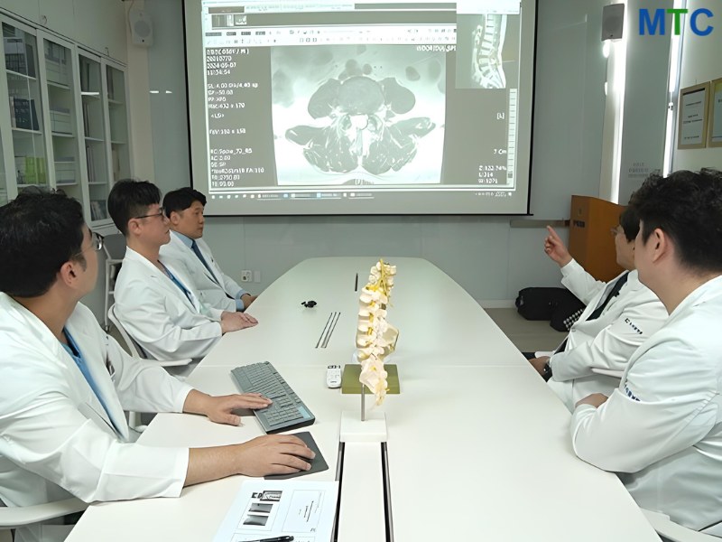 Spine Specialists in Seoul, Korea