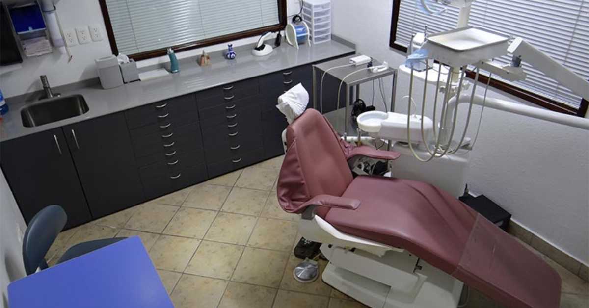 Unident Dental Clinic, Puerto Vallarta, Mexico