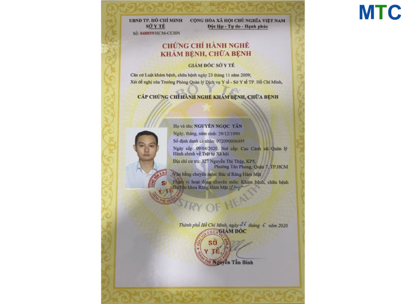 Ho Chi Minh City dentist certificate