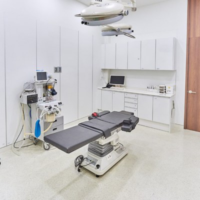 Procedure room for liposuction