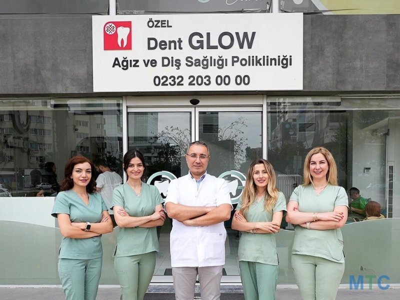 Dent Glow dentist team