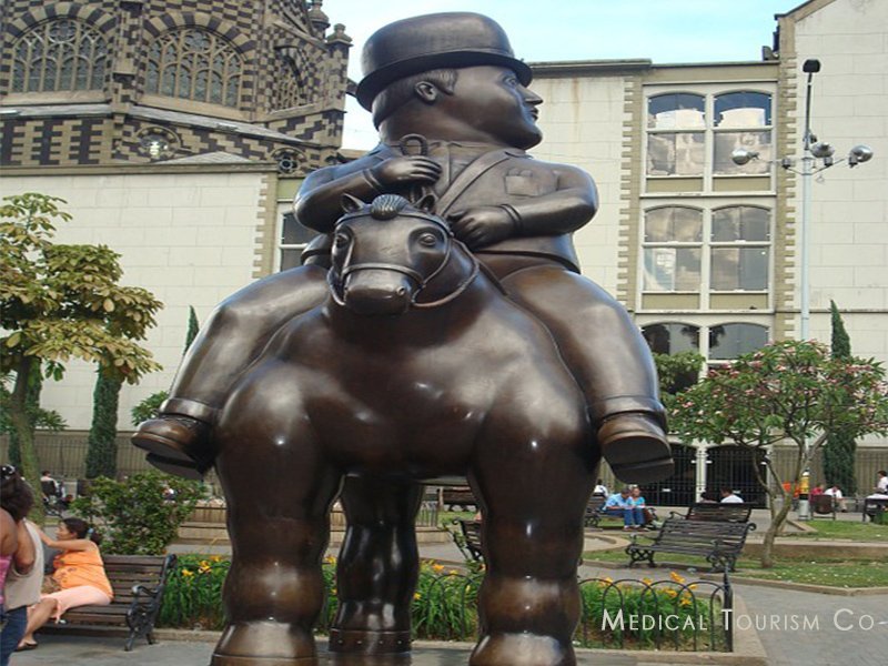 Tourism in Medellin-Plaza Botero