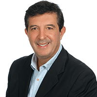 Dr. Leonardo Sierra - Mexico dentist