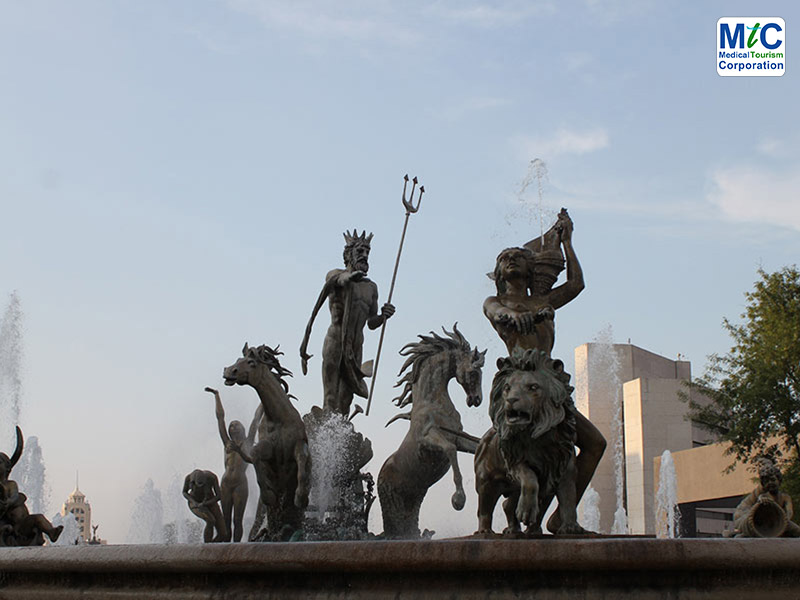 Fountain of Neptune | Monterrey Tourism